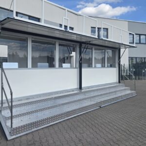 Designové pokladní centrum, mobilní pokladna, pokladní přívěs, pronájem Štefek, Top-wc (28)